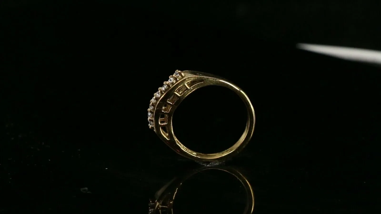 22k Ring Solid Gold ELEGANT Charm Ladies Band SIZE 6.5 RESIZABLE r2930mon