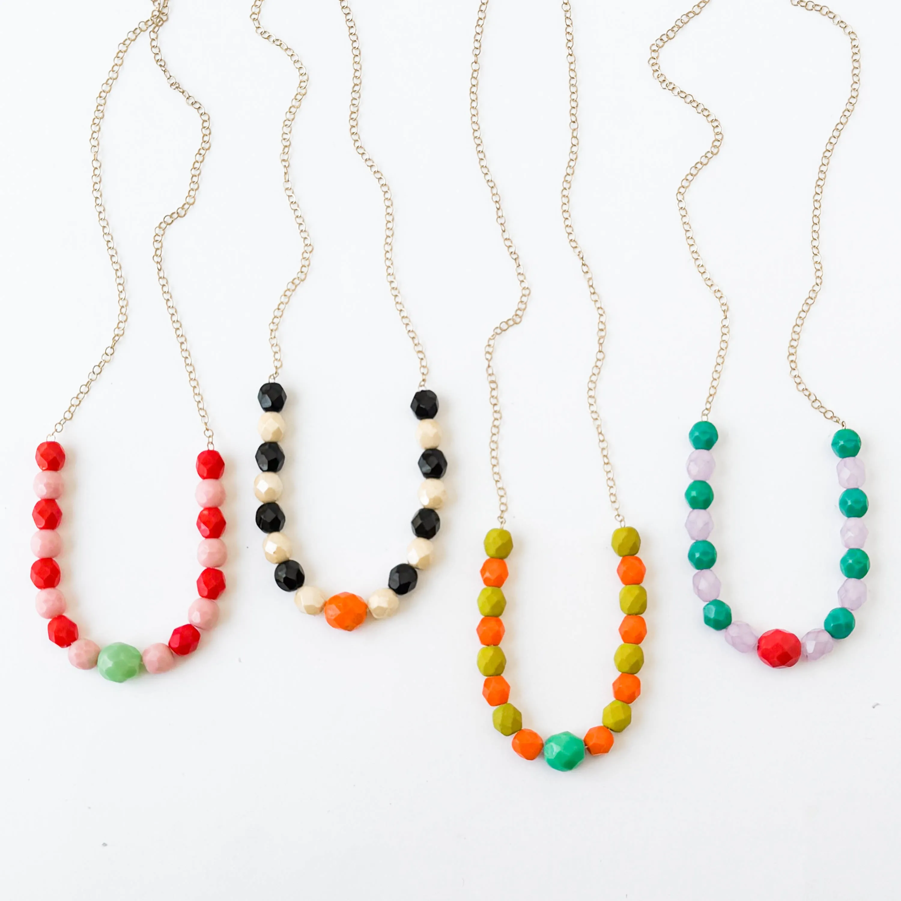 Adjustable Two-tone colorful beaded necklace