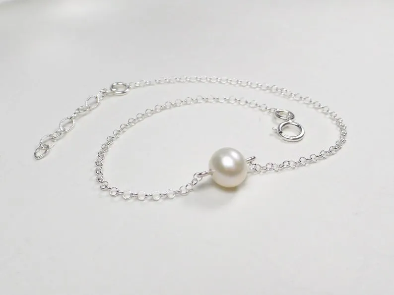 Bridesmaid Dainty Pearl Bar chain Necklace | Wire Wrap Pearl