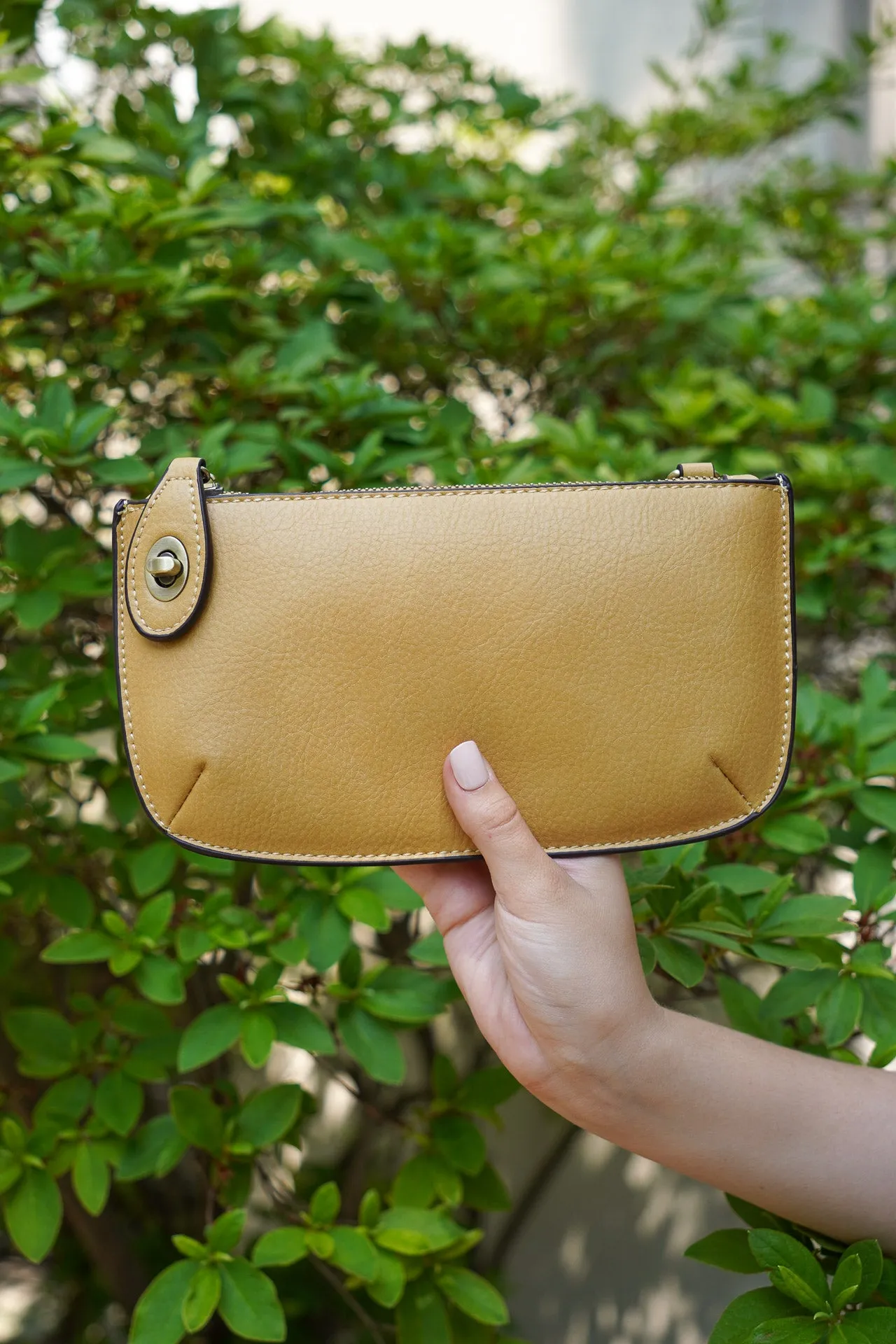 Conley Crossbody