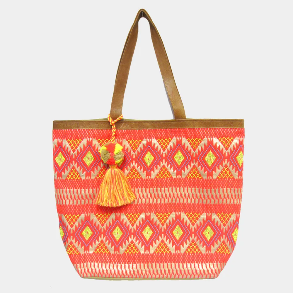 iLLASPARKZ Aztec Patterned Pom-Tassel Tote Bag