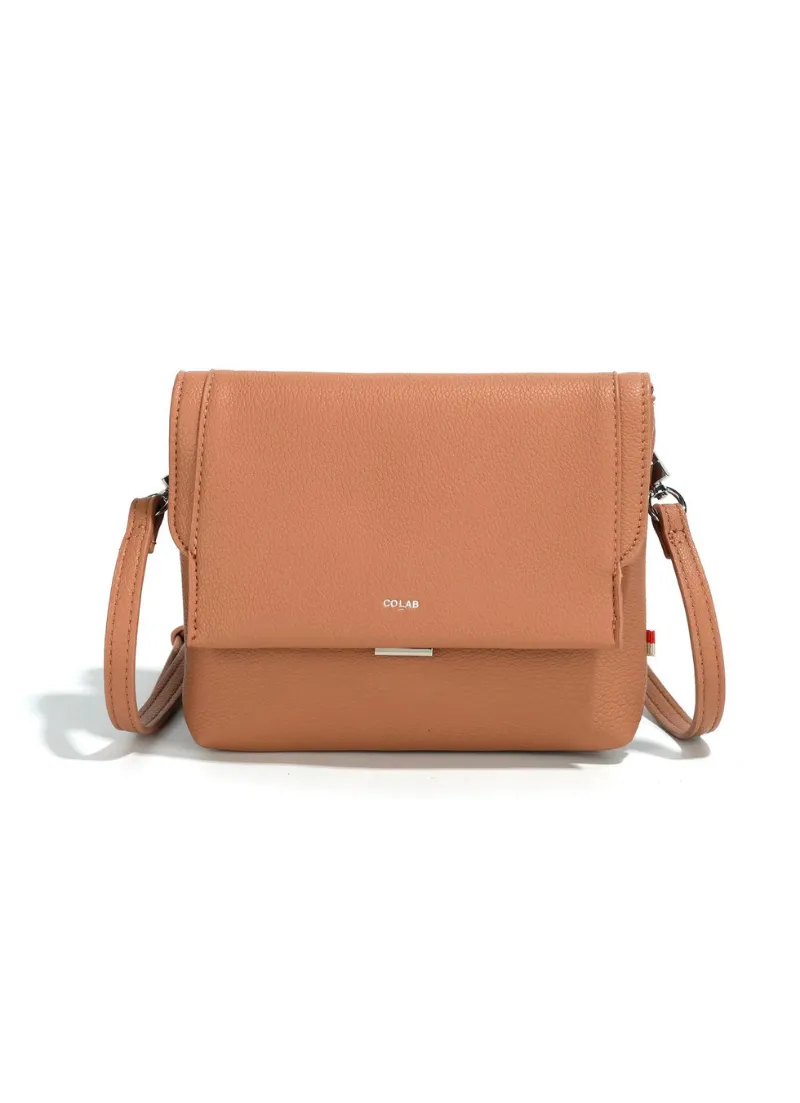 Wynn Crossbody