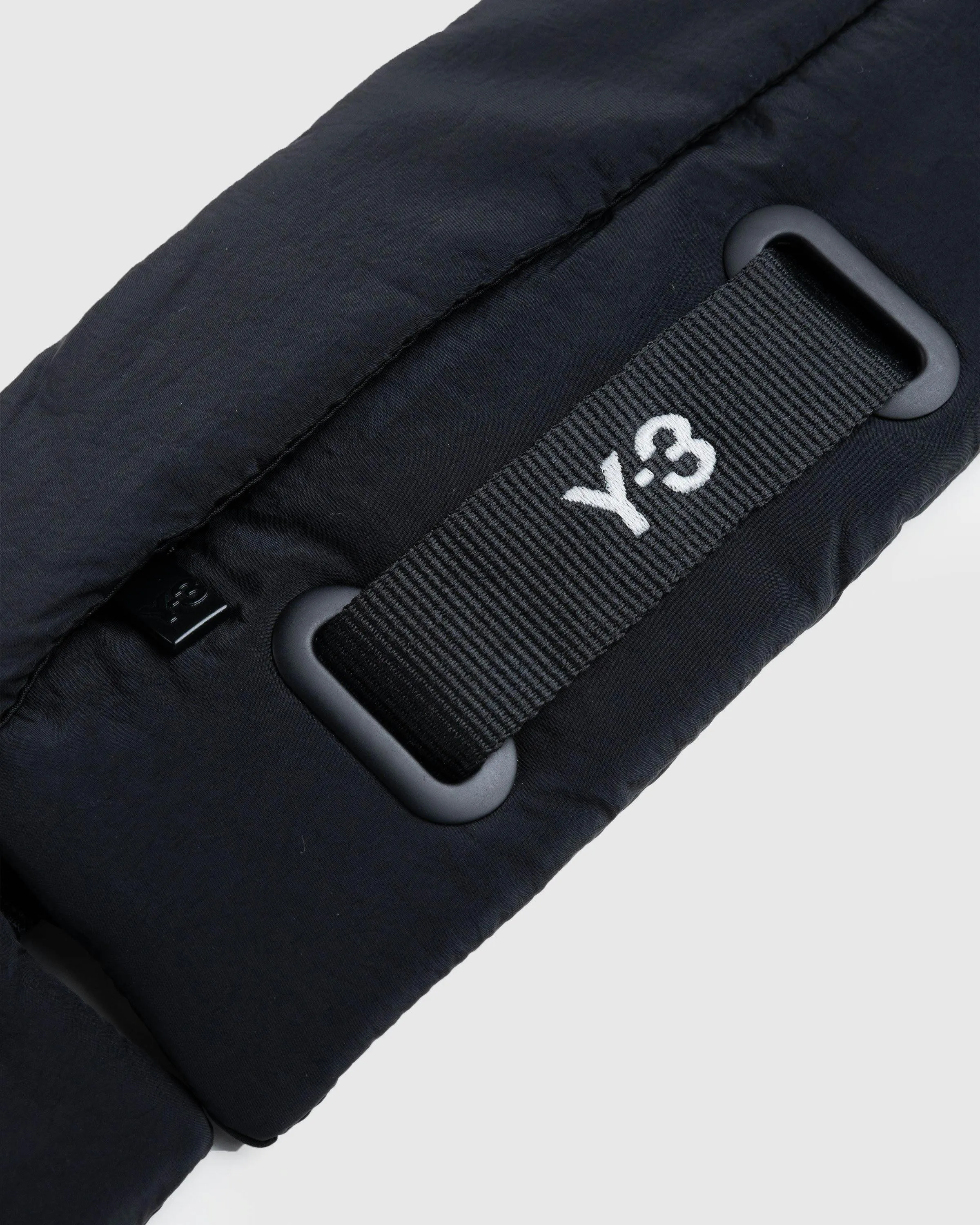 Y-3 – Crinkled Crossbody Bag Black | Highsnobiety Shop